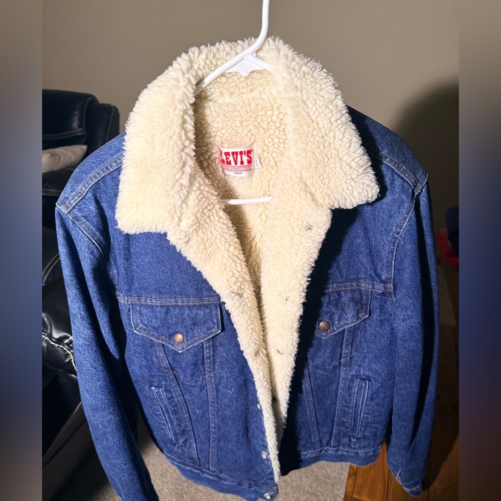 Vintage 1980’s Levi Sherpa Denim Jacket
